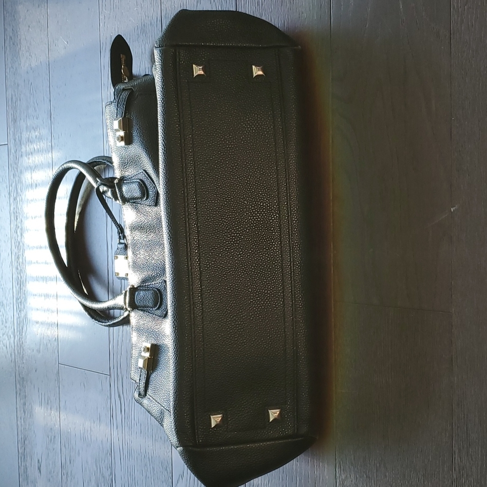 Henri Bendel Large Bag - Picture 5 of 10